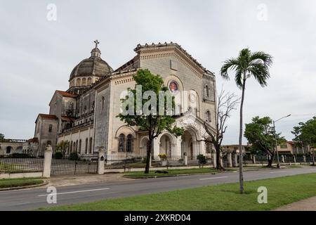 LA HAVANE, CUBA - 28 AOÛT 2023 : Eglise de Jésus de Miramar à la Havane, Cuba avec coupole Banque D'Images