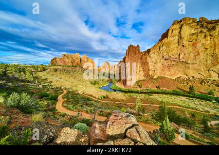 Imposantes formations rocheuses et vue aérienne sur la rivière Serpentine Banque D'Images