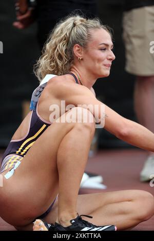 Lieke KLAVER (pays-Bas, Hollande) après avoir participé à la finale du 400 m féminin en 2024, IAAF Diamond League, London Stadium, Queen Elizabeth Olympic Park, Stratford, Londres, Royaume-Uni. Banque D'Images