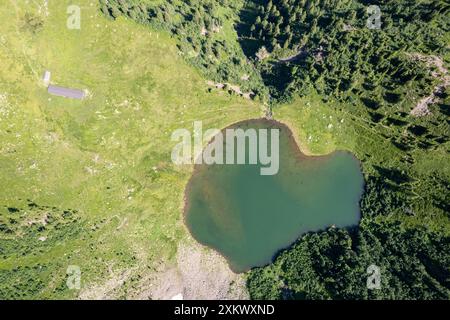 Firo dei tre laghi dans la région de Lagorai, trentin alto adige, Alpes italiennes Banque D'Images