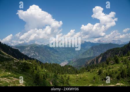 La beauté de la région de lagorai dans les dolomites italiennes Banque D'Images