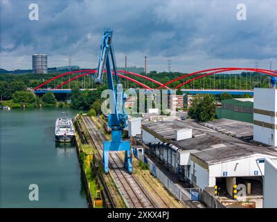 Le port de la ville au nord d'Essen, sur le canal Rhin-Herne, NRW, Allemagne, le port de la ville au nord d'Essen, sur le canal Rhin-Herne, NRW, G Banque D'Images