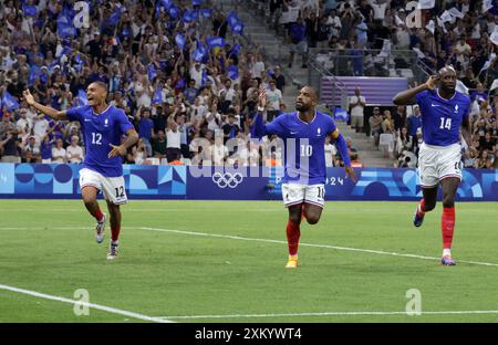 Marseille, France. 24 juillet 2024. Alexandre Lacazette (FRA) concourt en Football masculin après le premier but du match du Groupe A entre la France et les États-Unis lors des Jeux Olympiques de Paris 2024, au stade de Marseille le 24 juillet 2024 à Marseille. Photo de Patrick Avanturier/ABACAPRESS. COM Credit : Abaca Press/Alamy Live News Banque D'Images