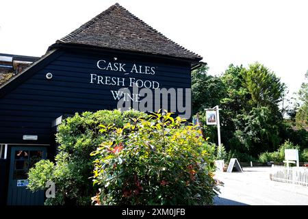 la taverne george et dragon, ville fordwich, sturry, canterbury, kent, royaume-uni juillet 2024 Banque D'Images