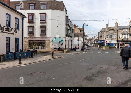 Ville de Swanage, centre-ville de Swanage, rue principale de Swanage, Swanage. Dorset, Royaume-Uni, Angleterre, ville, villes, Swanage Dorset, Swanage UK, magasins, route, rue, Banque D'Images