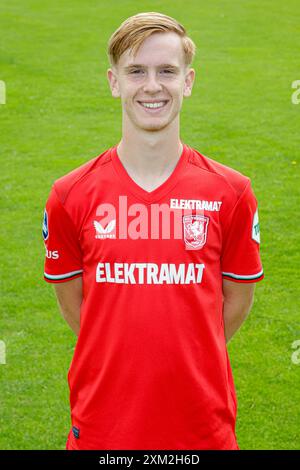 Hengelo, pays-Bas. 25 juillet 2024. HENGELO, PAYS-BAS - JUILLET 25 : Mats pourriture du FC Twente lors de la photocall du FC Twente à la FC Twente Heracles Academie le 25 juillet 2024 à Hengelo, pays-Bas. (Photo de Broer van den Boom/Orange Pictures) crédit : Orange pics BV/Alamy Live News Banque D'Images