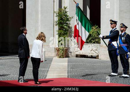 Rome, Italie. 25 juillet 2024. Le président israélien Isaac Herzog rencontre le premier ministre italien Giorgia Meloni avant leur rencontre au Palazzo Chigi à Rome. Crédit : SOPA images Limited/Alamy Live News Banque D'Images