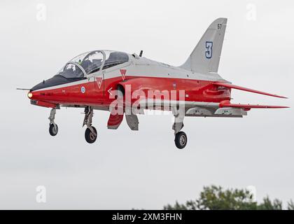 Hawk Anniversary Flight, pendant le Royal International Air Tattoo 2024 à la RAF Fairford, Cirencester, Royaume-Uni, le 20 juillet 2024 Banque D'Images