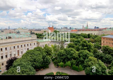 Wien Panorama von oben, Parlament Banque D'Images