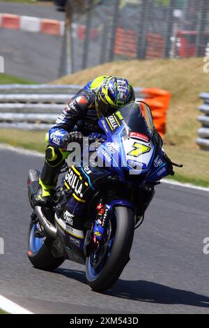 Ryan Vickers - OMG Grilla Racing Yamaha - Rider numéro 7 sur Yamaha lors de la manche British Superbikes (BSB) 2024 à Brands Hatch en juillet 2024 Banque D'Images