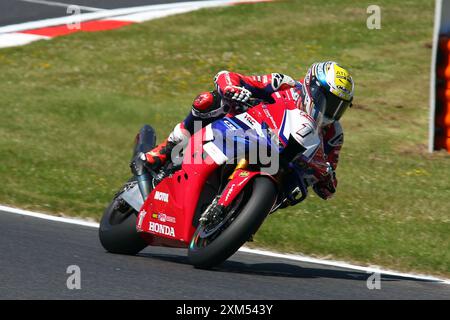 Tommy Bridewell - Honda Racing UK - Rider numéro 1 sur une Honda lors de la manche British Superbikes (BSB) 2024 à Brands Hatch en juillet 2024 Banque D'Images