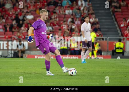 Lisbonne, Portugal. 25 juillet 2024. 25 juillet 2024. Lisbonne, Portugal. Le gardien de Brentford des pays-Bas Mark Flekken (1) en action lors du match amical entre SL Benfica vs Brentford FC crédit : Alexandre de Sousa/Alamy Live News Banque D'Images