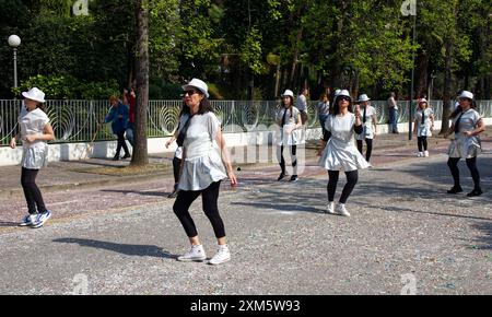 Abano Street Carnival, événement en direct avec défilés de carnaval, musique, danse et divertissement pour tous les âges. Italie Banque D'Images