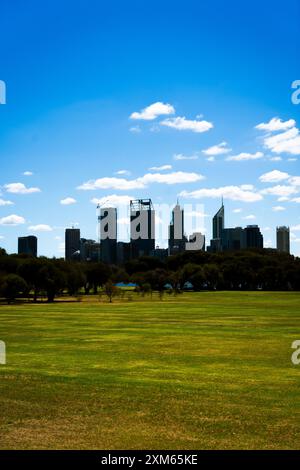 Horizon de Perth depuis Sir James Mitchell Park Banque D'Images