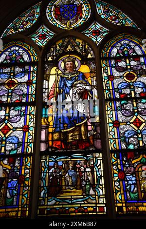 L'église Saint-Germain-l'Auxerrois est une église catholique située dans le 1er arrondissement de Paris. Elle fut désigne également église Saint-Germa Banque D'Images