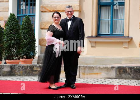 Dr Florian Herrmann Leiter der Bayerischen Staatskanzlei, und Staatsminister für Bundesangelegenheiten und Medien mit Ehefrau Renate Herrmann BEI der Eröffnung der 112.Richard-Wagner-Festspiele in Bayreuth *** Dr Florian Herrmann Chef de la Chancellerie d'État de Bavière et ministre d'État aux Affaires fédérales et aux médias avec son épouse Renate Herrmann à l'ouverture du 112e Richard Wagner Festival à Bayreuth Banque D'Images