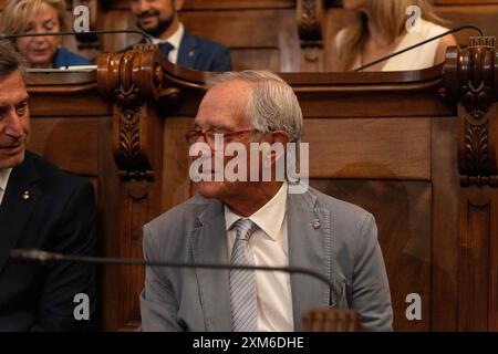 Session plénière du conseil municipal de Barcelone, où le pacte du COPS avec Esquerra au conseil est discuté, ainsi que la dernière session plénière de l'ancien maire et conseiller de Junts, Xavier Trias, qui se retire de la politique. Pleno del Ayuntamiento de Barcelona, donde se dispute el pacto del PSC con Esquerra en el ayuntamiento y también el último pleno del exalcalde y Concejal de junts, Xavier Trias, que se retira de la política. Sur la photo : Xavier Trias News Politics -Barcelone, Espagne vendredi 26 juillet 2024 (photo par Eric Renom/LaPresse) Banque D'Images