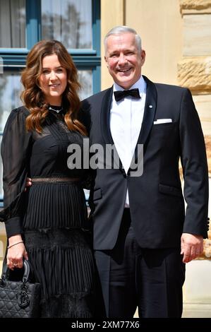 Alexander Herrmann mit Ehefrau Maxi Friedrichs BEI der Eröffnung der 112. Richard-Wagner-Festspiele 2024 mit der Neuinszenierung von Tristan und Isolde im Bayreuther Festspielhaus. Bayreuth, 25.07.2024 *** Alexander Herrmann avec sa femme Maxi Friedrichs à l'ouverture du Richard Wagner Festival 112 2024 avec la nouvelle production de Tristan et Isolde au Bayreuth Festspielhaus Bayreuth, 25 07 2024 Foto:Xn.xKubelkax/xFuturexImagex wagner festspiele 4111 Banque D'Images