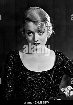 Constance Bennett. Portrait de l'actrice américaine Constance Campbell Bennett (1904-1965), photo publicitaire pour le film Rockabye (1932). Banque D'Images