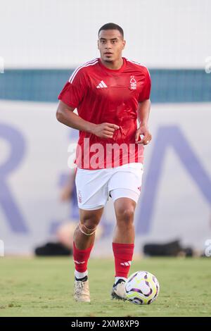 San Pedro Del Pinatar, Espagne. 26 juillet 2024. MURCIE, ESPAGNE - JUILLET 26 : Murillo de Nottingham Forest en action lors du match amical de pré-saison entre Nottingham Forest et Elche CF au Pinatar Arena Stadium le 26 juillet 2024 à Murcie, Espagne. (Photo de Francisco Macia/photo Players images/Magara Press) crédit : Magara Press SL/Alamy Live News Banque D'Images