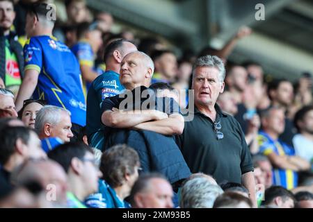 Wigan, Royaume-Uni. 26 juillet 2024. Les fans de Warrington Wolves lors du match de la Betfred Super League Round 19 Warriors vs Warrington Wolves au DW Stadium, Wigan, Royaume-Uni, le 26 juillet 2024 (photo par Gareth Evans/News images) à Wigan, Royaume-Uni le 26/07/2024. (Photo de Gareth Evans/News images/SIPA USA) crédit : SIPA USA/Alamy Live News Banque D'Images