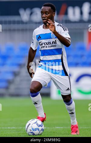 Zwolle, pays-Bas. 26 juillet 2024. ZWOLLE, PAYS-BAS - JUILLET 26 : Thierry Lutonda de PEC Zwolle lors du match amical de pré-saison entre PEC Zwolle et de Graafschap au MAC3Parkstadion le 26 juillet 2024 à Zwolle, pays-Bas. (Photo de Raymond Smit/Orange Pictures) crédit : Orange pics BV/Alamy Live News Banque D'Images