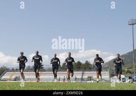 Castel Di Sangro, Abbruzzes, Italie. 26 juillet 2024. Joueurs de Napoli pendant le jour 2 du camp d'entraînement de pré-saison de la SSC Napoli au Stadio Patini à Castel di Sangro, Italie, le 26 juillet 2024 (image crédit : © Ciro de Luca/ZUMA Press Wire) USAGE ÉDITORIAL SEULEMENT! Non destiné à UN USAGE commercial ! Crédit : ZUMA Press, Inc/Alamy Live News Banque D'Images