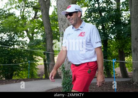 26 juillet 2024 ; JCB Golf & amp ; Country Club, Rocester, Uttoxeter, Angleterre ; LIV UK Golf League, Round 1 ; Sergio Garcia des Fireballs GC Walks to the 8th tee Credit : action plus Sports images/Alamy Live News Banque D'Images