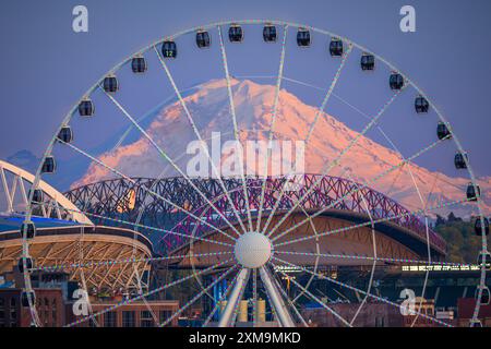 La Grande Roue de Seattle est une grande roue au Quai 57 sur la baie Elliott à Seattle, Washington, United States. D'une hauteur de 175 pieds, je Banque D'Images