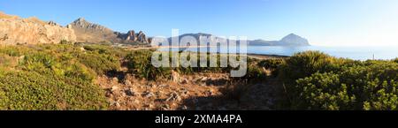 Golfe de Cofano dans la province de Trapani, Sicile, Italie Banque D'Images