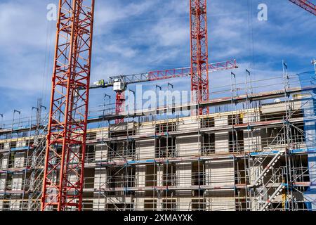 Grand chantier, dans les bureaux et appartements dits Literaturviertel entre Sachsenstrasse et Bert-Brecht-Strasse, grues de construction Banque D'Images