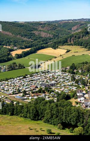 Le camping Hetzingen, dans le Rur-Eifel, près de Nideggen, Rhénanie du Nord-Westphalie, Allemagne Banque D'Images