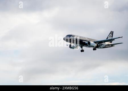 Air New Zealand Airbus A320-200 approchant de l'aéroport de Wellington, North Island, Nouvelle-Zélande Banque D'Images