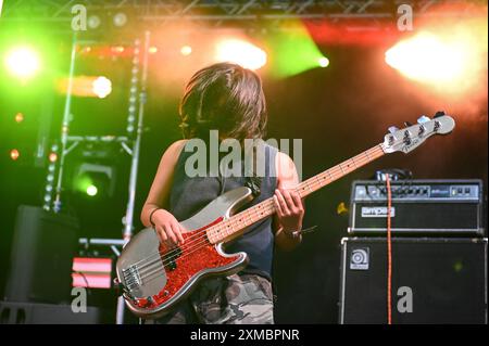 26 juillet 2024, Sheffield, South Yorkshire, U. K : Mary à la junkyard jouant au tramlines Festival 2024 , Sheffield, Royaume-Uni (image crédit : © Robin Burns/ZUMA Press Wire) USAGE ÉDITORIAL SEULEMENT! Non destiné à UN USAGE commercial ! Banque D'Images