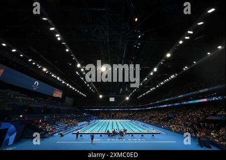 Paris, Fra. 27 juillet 2024. Salle de natation olympique de la Defense Arena lors des Jeux Olympiques d'été de 2024 à Paris, France, le 27 juillet 2024. (Photo par Anthony Behar/Sipa USA) crédit : Sipa USA/Alamy Live News Banque D'Images