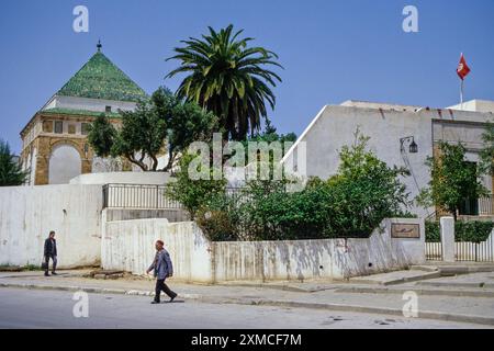 Tunis, Tunisie. Zawiya de Sidi Kacem Al-Jalizi, 17-18 ans. Siècle, restauré 20ème. Century, à gauche. Banque D'Images