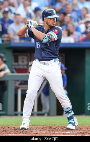 Kansas City, Missouri, États-Unis. 26 juillet 2024. Hunter Renfroe (16 ans), outfielder des Royals du Kansas City, battes contre les Cubs de Chicago au Kauffman Stadium de Kansas City, Missouri. David Smith/CSM/Alamy Live News Banque D'Images