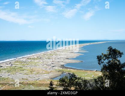 Vue panoramique de Dungeness Spit, la plus longue broche de sable des États-Unis - péninsule olympique, État de Washington Banque D'Images