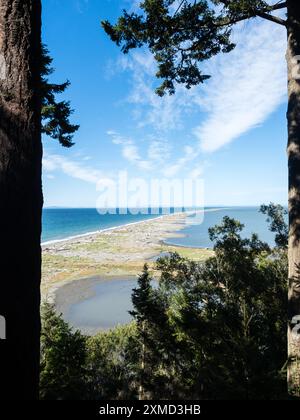 Vue panoramique de Dungeness Spit, la plus longue broche de sable des États-Unis - péninsule olympique, État de Washington Banque D'Images