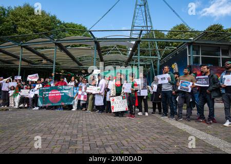 Limerick, Irlande manifestation du peuple bangladais, 27 juillet 2024 Banque D'Images