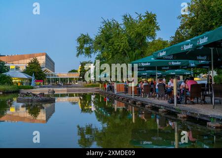 Grugapark, jardin aquatique, à l'entrée principale, Grugahalle, Essen, Allemagne Banque D'Images