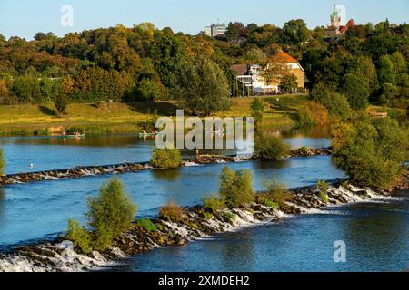 Barrage de la Ruhr, barrage de la Ruhr près de Hattingen, sur la piste cyclable de la vallée de la Ruhr, Rhénanie du Nord-Westphalie, Allemagne Banque D'Images