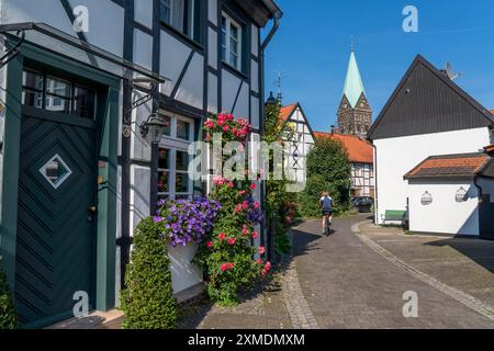 Vieux village de Westerholt, quartier classé de Herten Westerholt, plus de 60 vieilles maisons à colombages bien rénovées forment un centre historique du village Banque D'Images