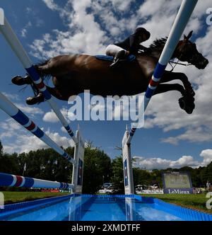 Hickstead UK 27 juillet 2024 Agria Royal International Horse Show. Hickstead Showground Royaume-Uni. La coupe Queen Elizabeth II. Crédit : Leo Mason ALAMY Live & Sport. Banque D'Images