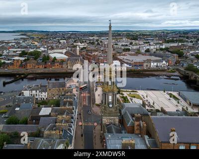 La ville d'irvine dans le nord de l'ayrshire écosse vu de l'air montrant le pont et la rivière irvine Banque D'Images