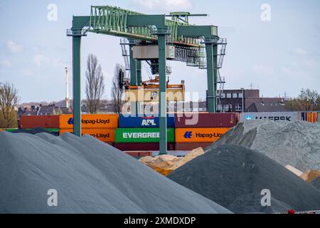 Port de Dortmund, terminal à conteneurs Dortmund CTD, terminal trimodal, transport ferroviaire, routier et fluvial, canal Dortmund-EMS, Nord Banque D'Images