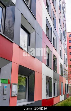 Résidence étudiante du Studierendenwerk Essen-Duisburg à Essen, plus de 310 chambres meublées sont louées aux étudiants, Rhénanie du Nord-Westphalie Banque D'Images