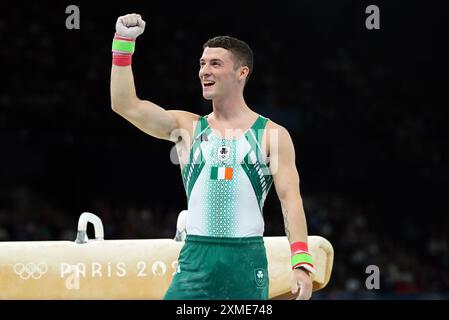 L'Irlandais Rhys McClenaghan suit sa routine sur le Pommel Horse lors de la gymnastique artistique, qualification masculine à la Bercy Arena le premier jour des Jeux Olympiques de Paris 2024 en France. Date de la photo : samedi 27 juillet 2024. Banque D'Images
