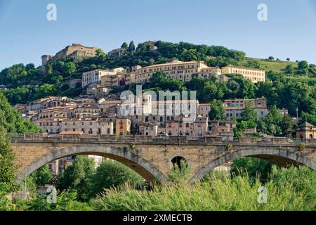 Vieille ville de Cosenza, capitale et centre culturel de la province du même nom dans la région de Calabre. Italie, Europe du Sud Banque D'Images