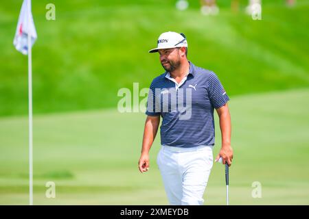 Blaine, Minnesota, États-Unis. 27 juillet 2024. J.J. SPAUN se penche sur le PGA 3M Open 2024 à TPC Twin Cities le 27 juillet 2024. (Crédit image : © Steven Garcia/ZUMA Press Wire) USAGE ÉDITORIAL SEULEMENT! Non destiné à UN USAGE commercial ! Banque D'Images